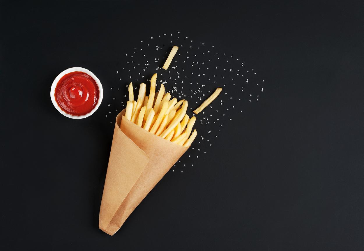Patatas fritas con ketchup